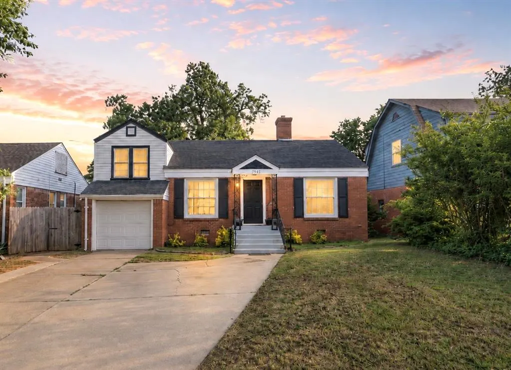 Front exterior — 2541 NW 30th Street, Oklahoma City, OK 73112