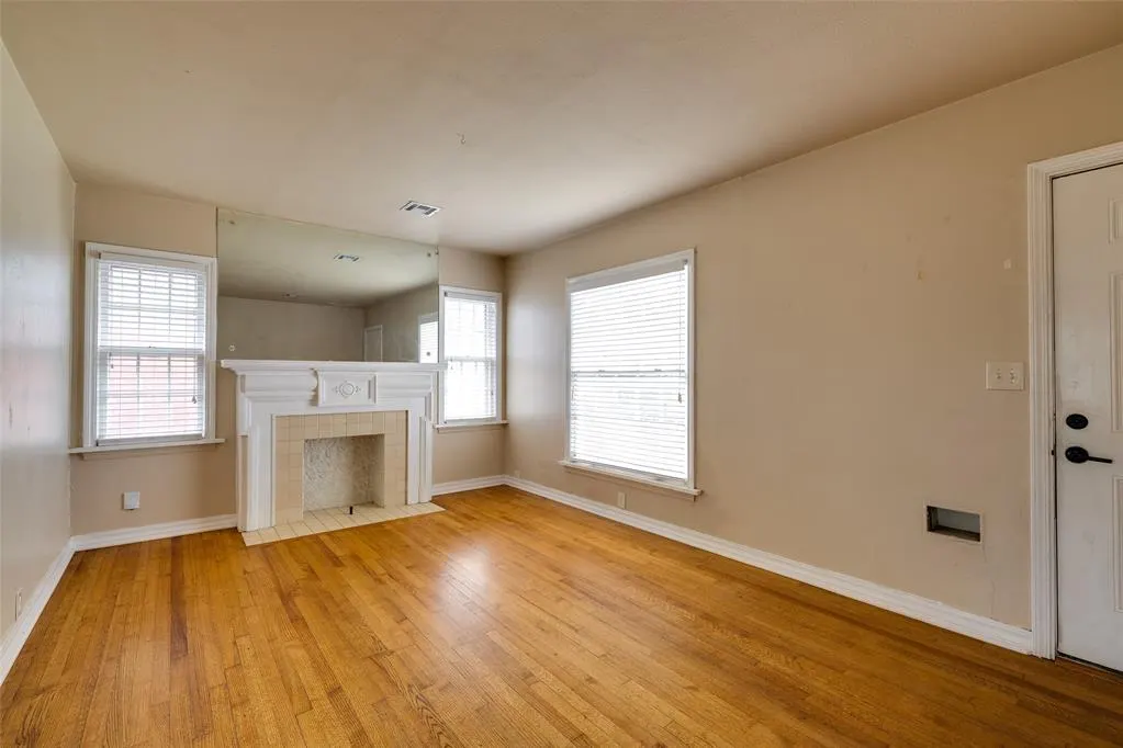 Photo 9 — 2541 NW 30th Street, Oklahoma City, OK 73112