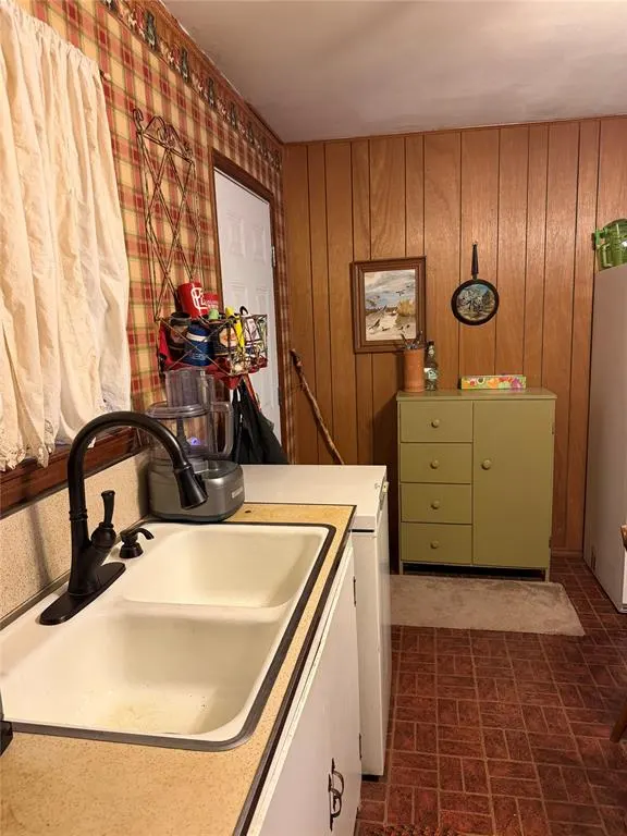 Photo 15 — 420 S Marilyn, Fort Cobb, OK 73038