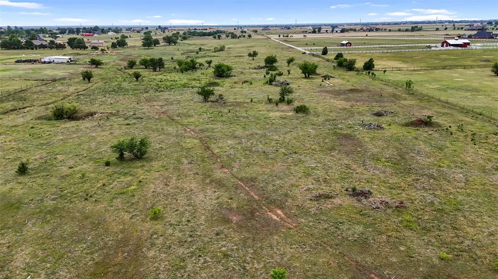 Photo 13 — 814 NE Ash Road, Piedmont, OK 73078