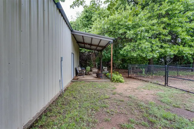 Photo 8 — 2445 County Road 1199, Blanchard, OK 73010