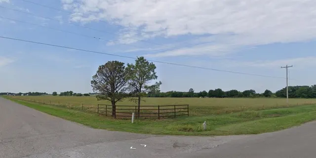 Photo 3 — 0000 W Beech Avenue A, Duncan, OK 73533