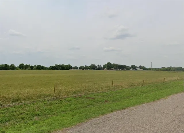 Photo 4 — 0000 N 58th Street D, Duncan, OK 73533