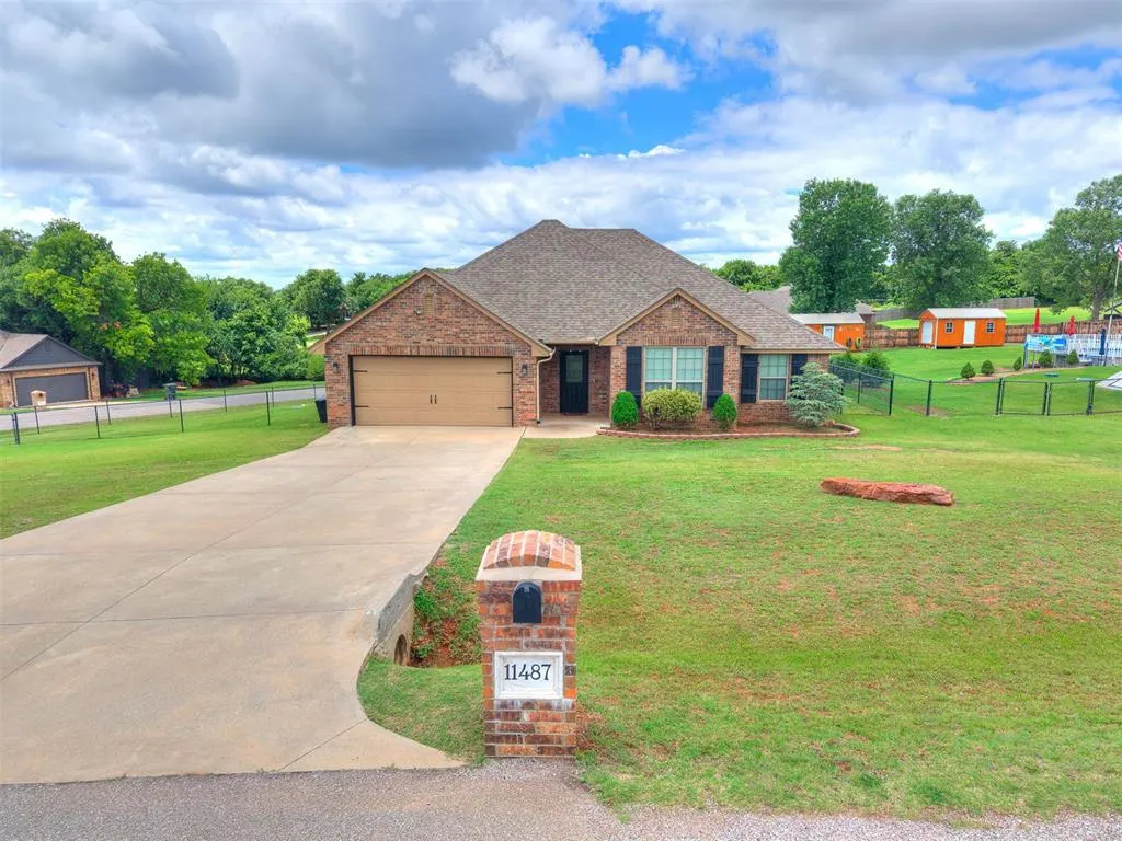 Photo 4 — 11487 Stonecrest, Guthrie, OK 73044