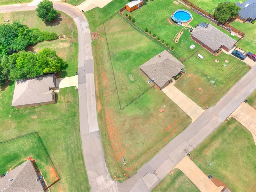Photo 2 — 11487 Stonecrest, Guthrie, OK 73044