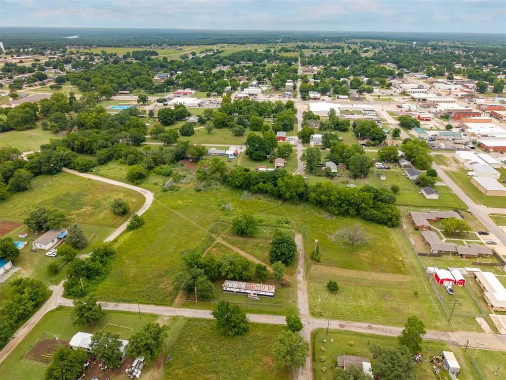 Photo 12 — 6th Street, Prague, OK 74864