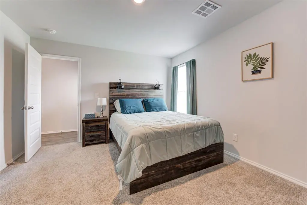 Photo 14 — 11628 Krew Way, Yukon, OK 73099
