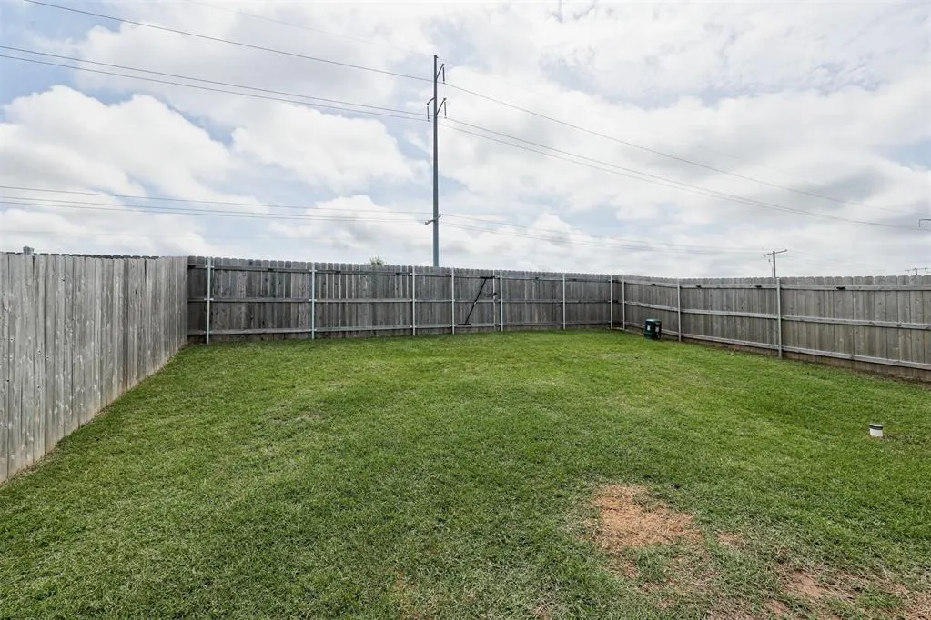 Photo 24 — 11628 Krew Way, Yukon, OK 73099