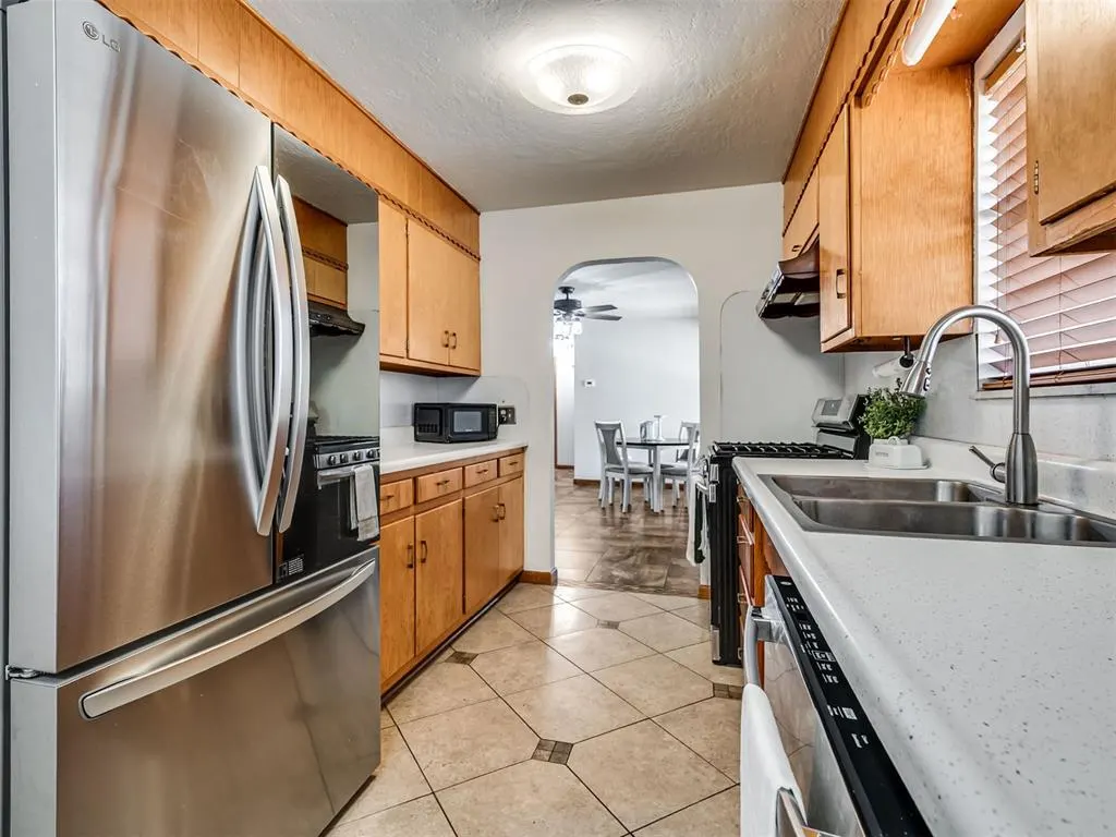 Photo 17 — 703 W Adams Street, Crescent, OK 73028