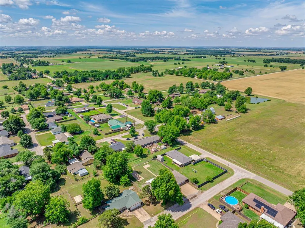 Photo 46 — 703 W Adams Street, Crescent, OK 73028