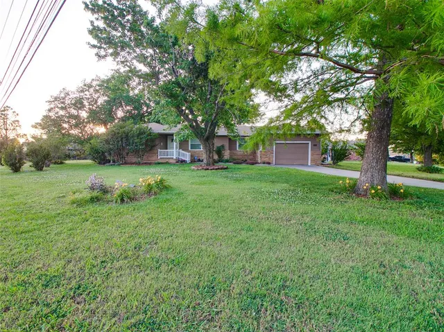 Photo 4 — 102 Sooner Drive, Stroud, OK 74079