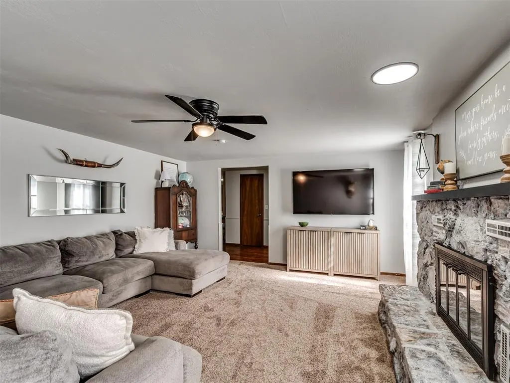 Photo 9 — 2031 Ken's Circle, Crescent, OK 73028