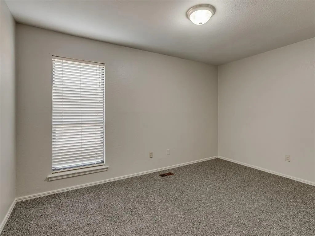 Photo 32 — 508 W 9th Street, Edmond, OK 73003