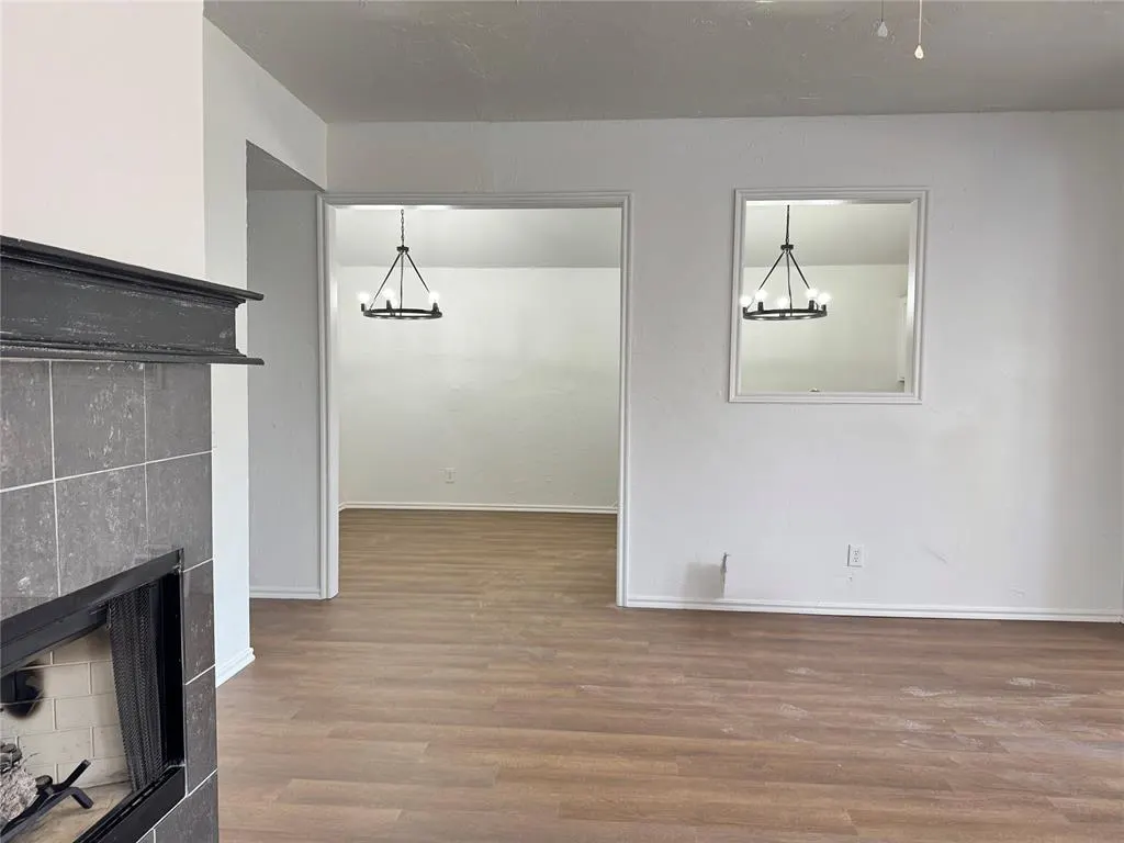 Photo 5 — 223 W 6th Street, Edmond, OK 73003