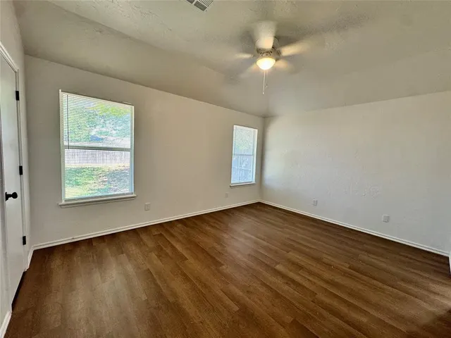 Photo 8 — 223 W 6th Street, Edmond, OK 73003
