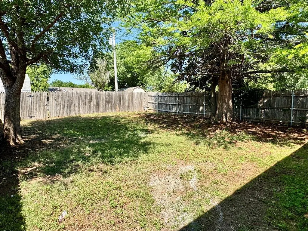 Photo 14 — 223 W 6th Street, Edmond, OK 73003