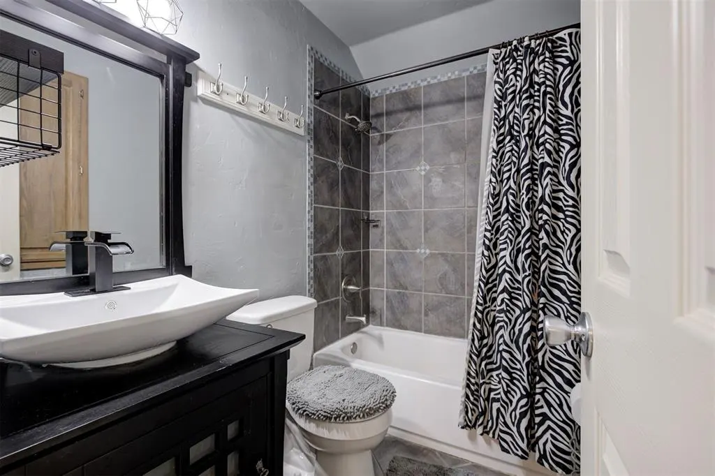 Photo 33 — 16120 Rim Road, Edmond, OK 73013