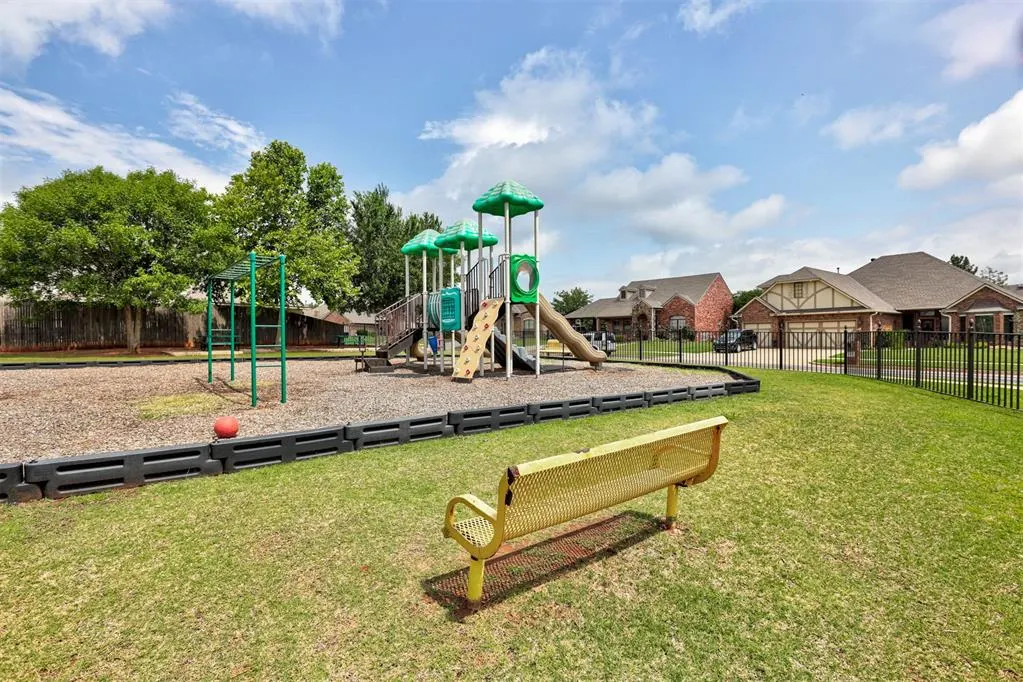 Photo 40 — 16120 Rim Road, Edmond, OK 73013