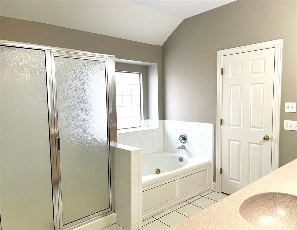 Photo 21 — 2004 Del Simmons Drive, Edmond, OK 73003