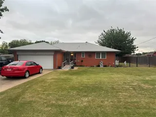 Sold home at 909 NW 32nd Street