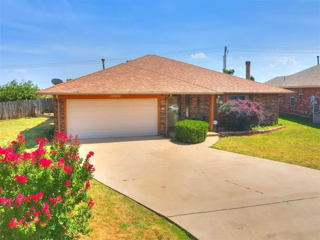 Photo 3 — 12000 SW 7th Street, Yukon, OK 73099