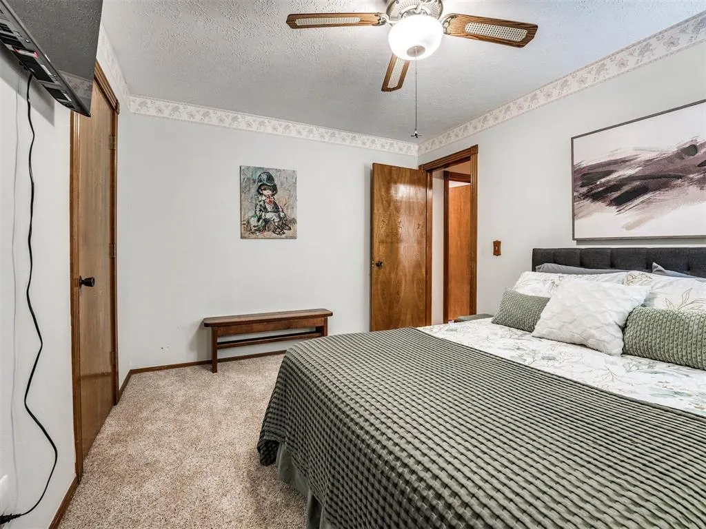 Photo 18 — 12000 SW 7th Street, Yukon, OK 73099