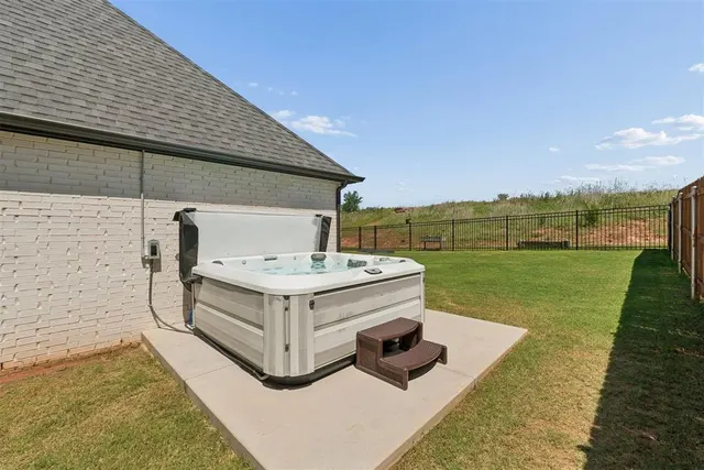 Photo 4 — 8701 Beechgrove Drive, Arcadia, OK 73007
