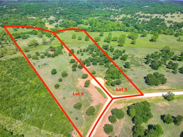 Photo 2 — 4104 Baxter Lane, Norman, OK 73026