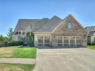 Sold home at 401 Newport Bridge