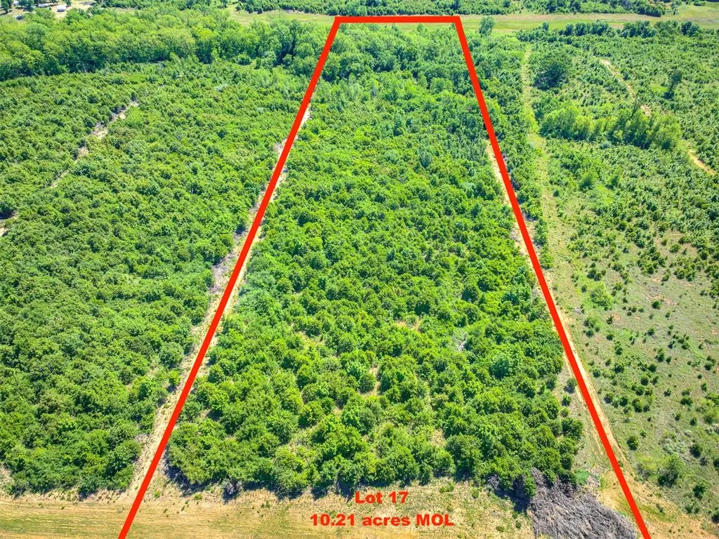 Photo 2 — 4501 Baxter Lane, Norman, OK 73026