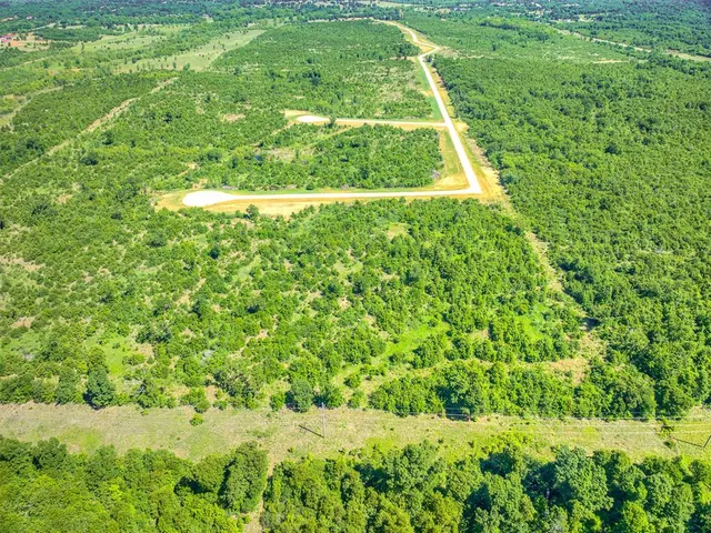 Photo 5 — 4501 Baxter Lane, Norman, OK 73026