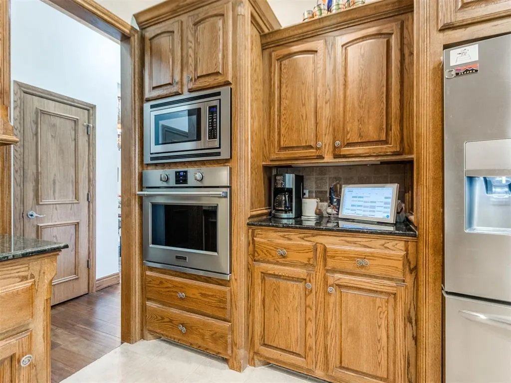 Photo 14 — 1817 Olde Depot Drive, Edmond, OK 73034