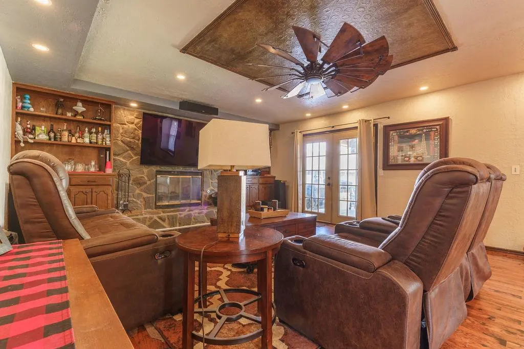 Photo 9 — 908 Sherwood Street, Weatherford, OK 73096