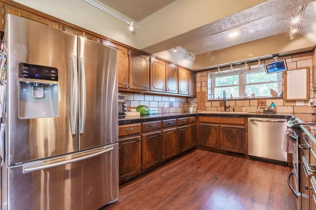 Photo 14 — 908 Sherwood Street, Weatherford, OK 73096