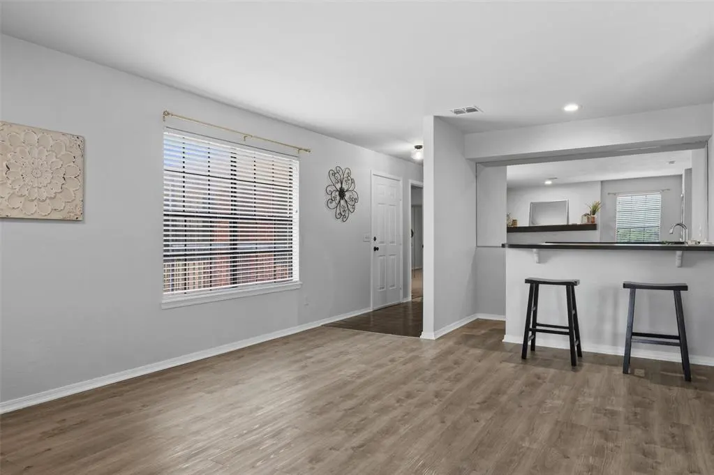 Photo 3 — 4400 Hemingway Drive 271, Oklahoma City, OK 73118
