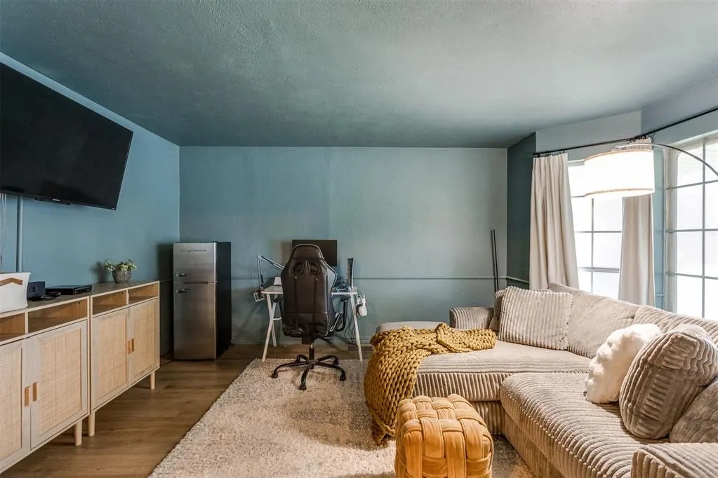 Photo 5 — 2400 NW 118th Street, Oklahoma City, OK 73120