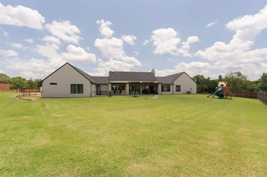 Photo 38 — 501 Old Creek Road, Edmond, OK 73034