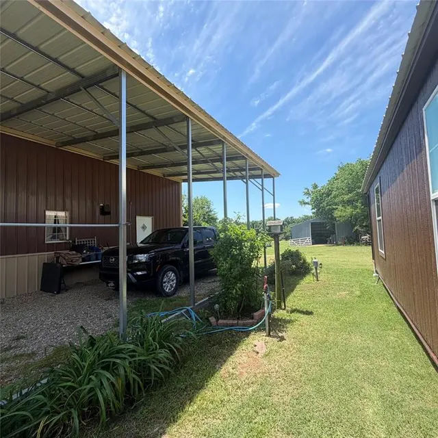 Photo 5 — 508 Clay Street, Broken Bow, OK 74728