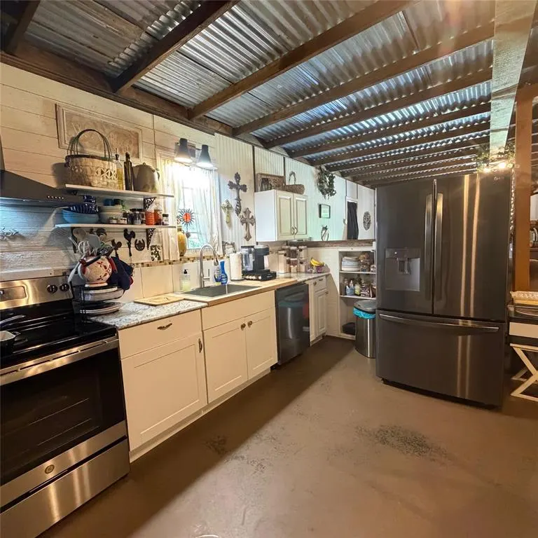 Photo 8 — 508 Clay Street, Broken Bow, OK 74728