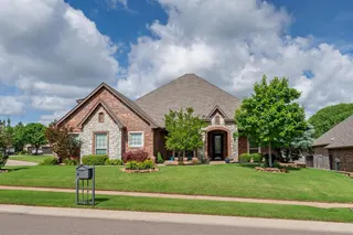 Sold home at 1902 Ithaca Drive