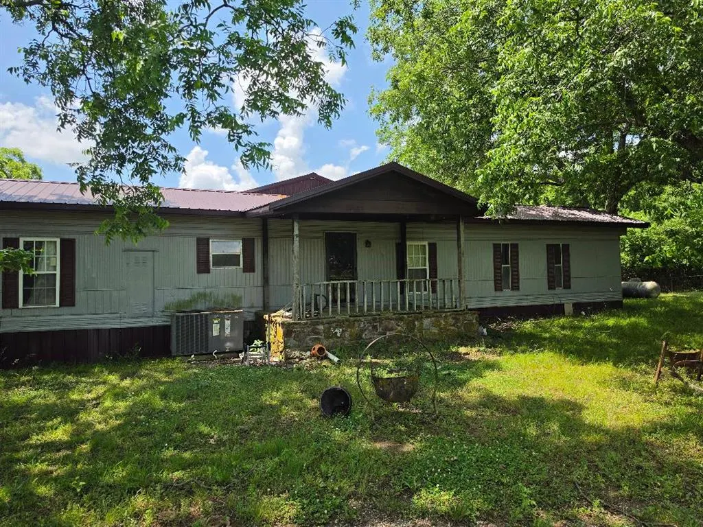 Front exterior — 386003 E Old 62 Highway, Weleetka, OK 74880