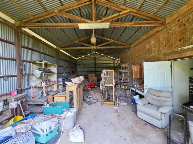 Photo 6 — 386003 E Old 62 Highway, Weleetka, OK 74880