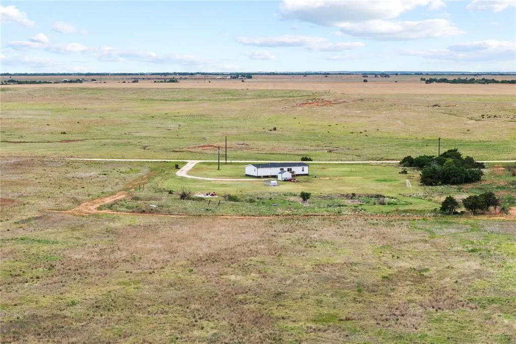 Photo 11 — 260267 E 680 Road, Hitchcock, OK 73744