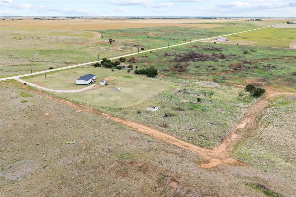 Photo 12 — 260267 E 680 Road, Hitchcock, OK 73744