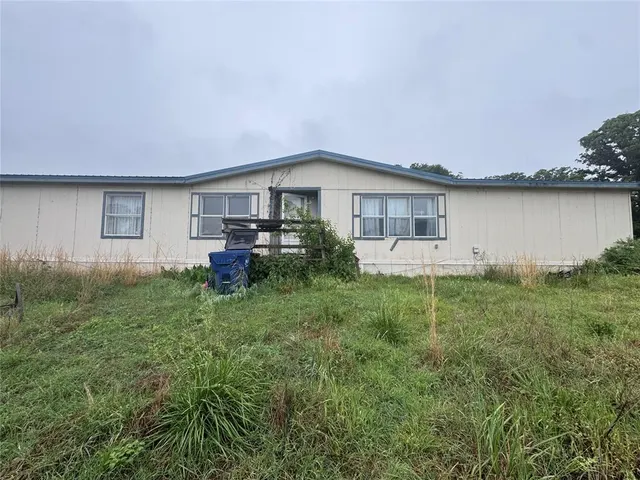 Photo 3 — 21210 E Cottonwood Circle, Luther, OK 73054
