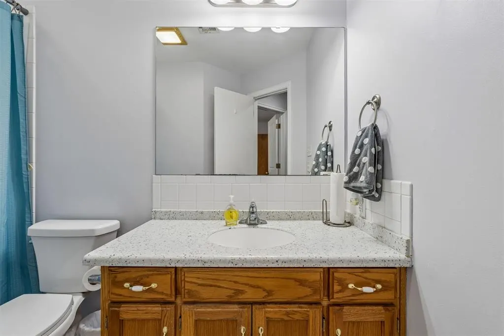 Photo 15 — 505 Oakdale Drive, Enid, OK 73703