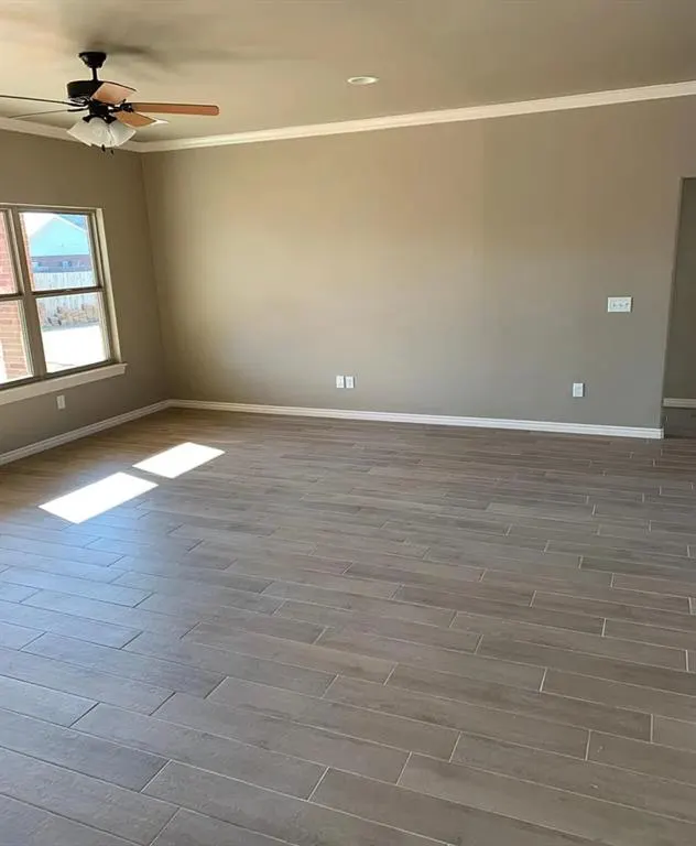 Photo 3 — 104 SW 12th Street, Moore, OK 73160