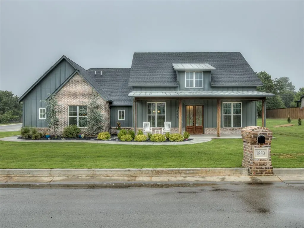 Front exterior — 1880 Shaylee Lane, Choctaw, OK 73020