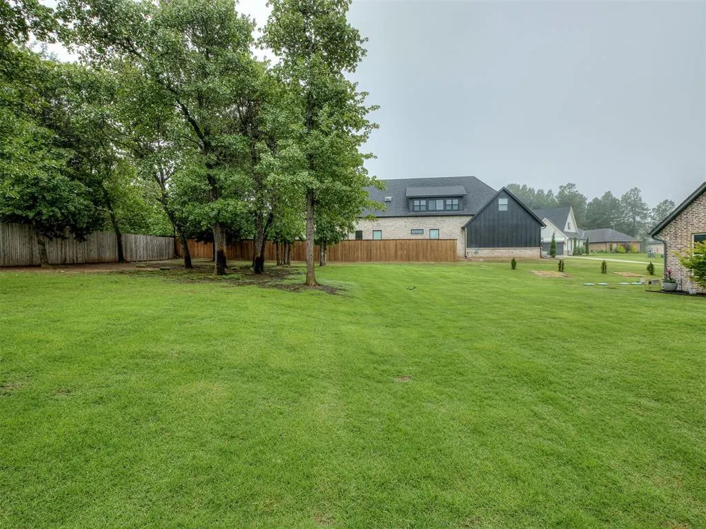 Photo 48 — 1880 Shaylee Lane, Choctaw, OK 73020
