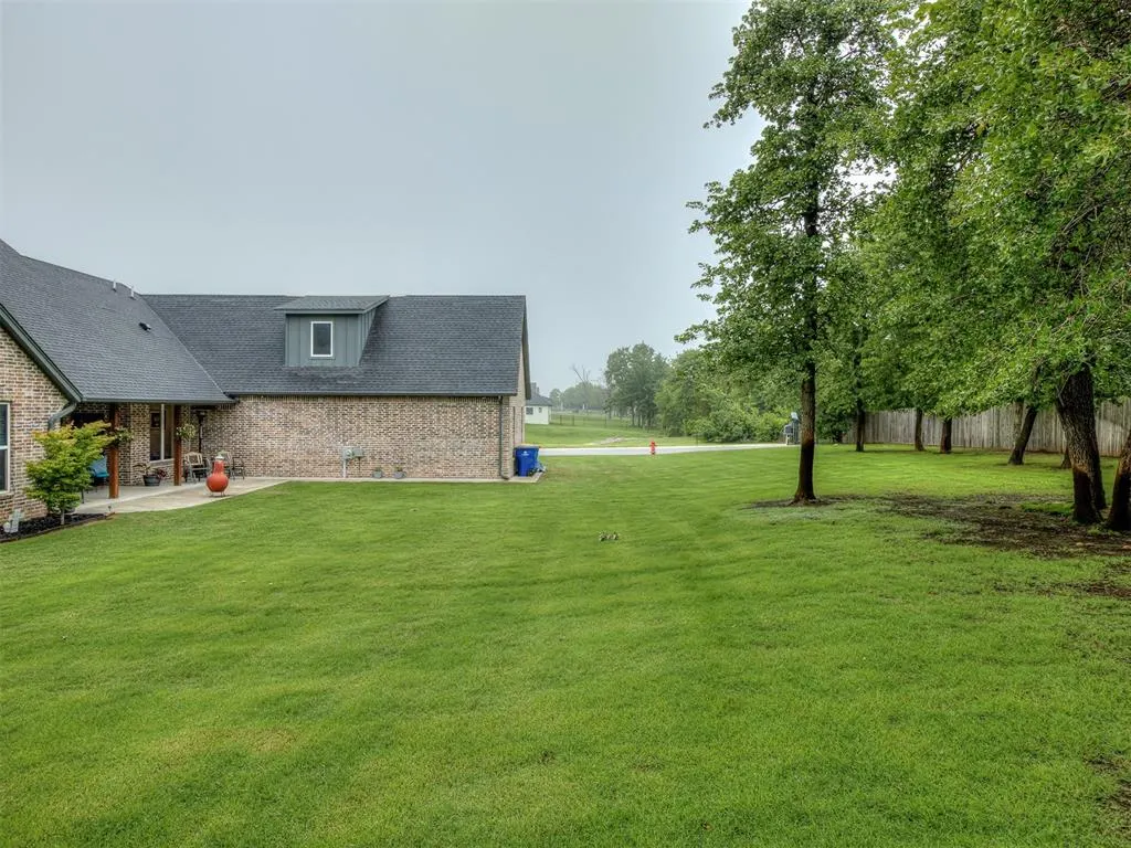 Photo 50 — 1880 Shaylee Lane, Choctaw, OK 73020